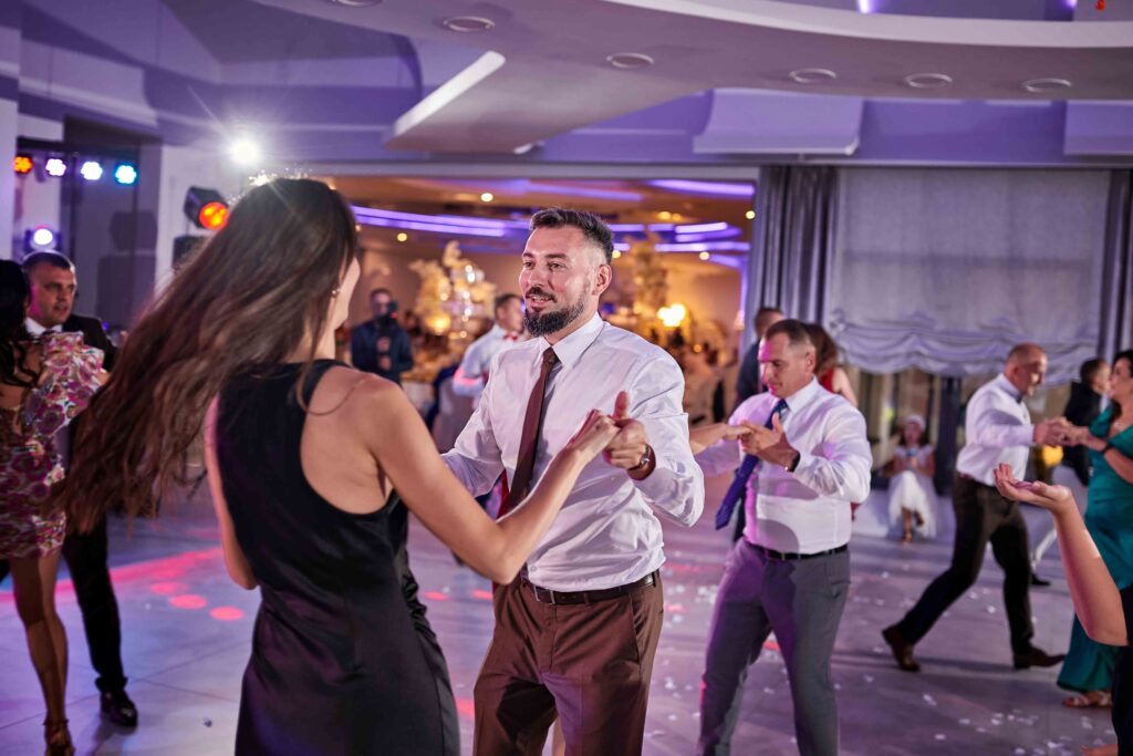 reportaż ślubny opoczno fotowronski