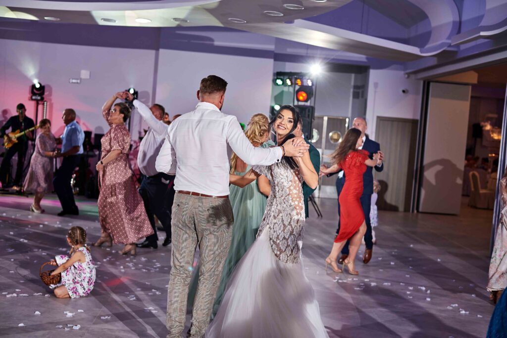 reportaż ślubny opoczno fotowronski